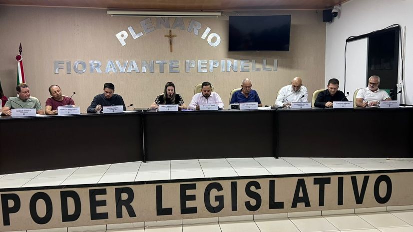 CAMARA DE VEREADORES APROVA PROJETO DO EXECUTIVO DE REAJUSTE SALARIAL AOS SERVIDORES PÚBLICOS MUNICIPAIS